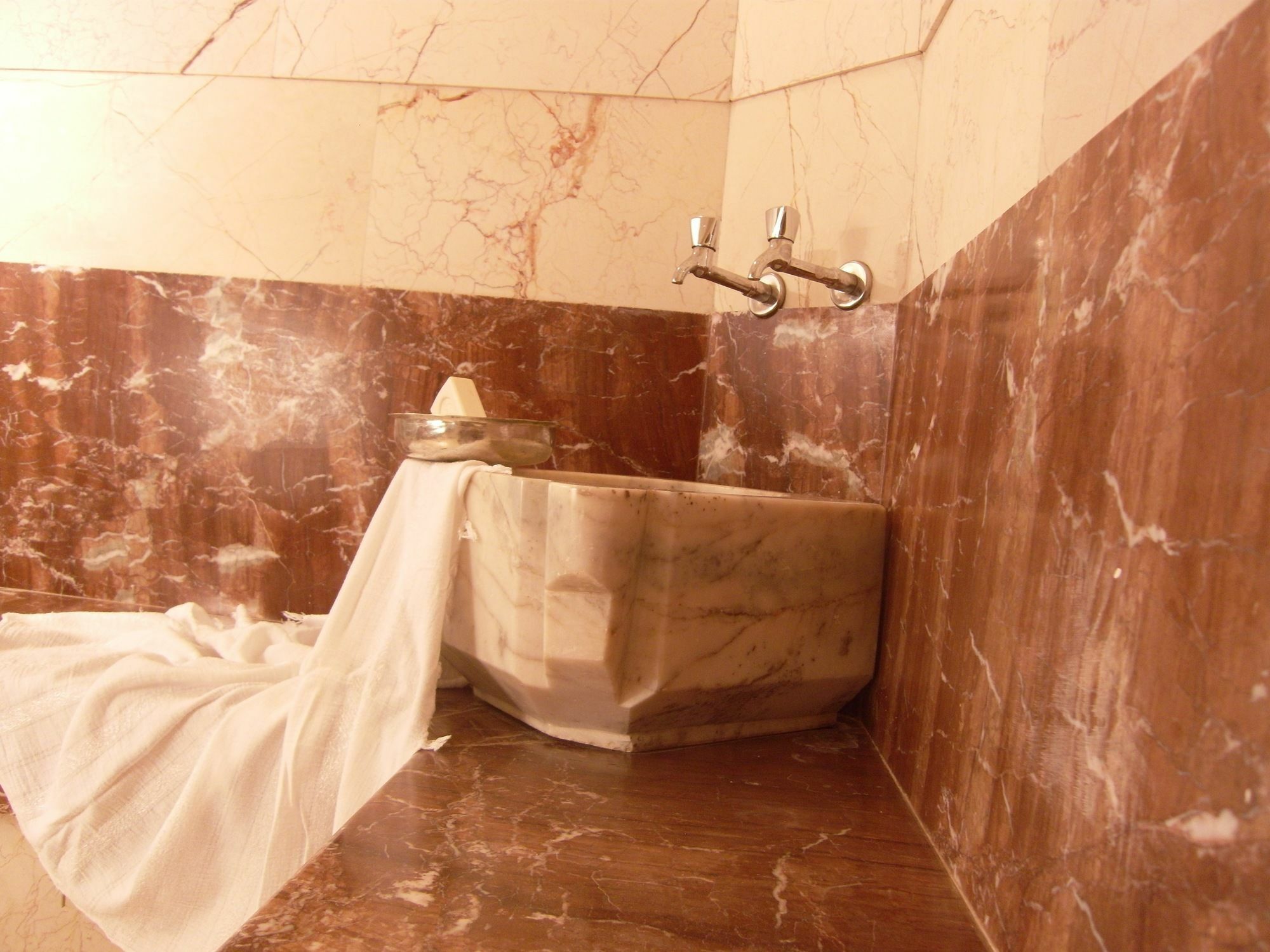 Hotel de apartamente Apart Hotel Best 4*